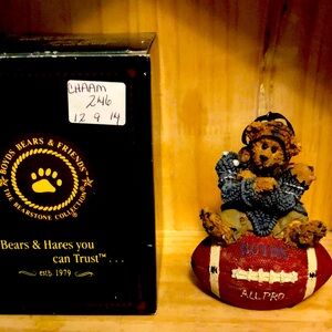 Boyd’s Bears Knute half time